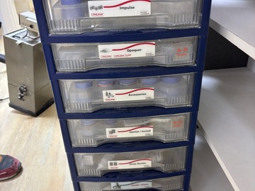 Gebruikte apparatuur: Porselein trolley IPS inline van Ivoclar Vivadent