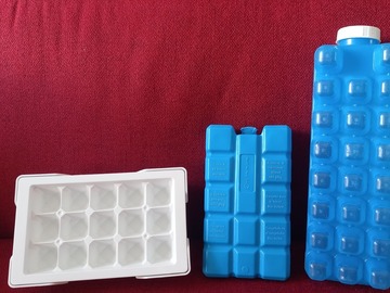 Vente: LOT DE BACS A GLACONS