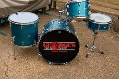Selling with online payment: Tempo  4 pc drum set - vintage Japanese Sixties