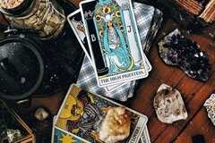 Selling: Same Day Urgent Tarot Reading – Love, Relationships & Career