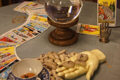 Selling:  FULL MOON FATE & FORTUNE LOVE SPELL