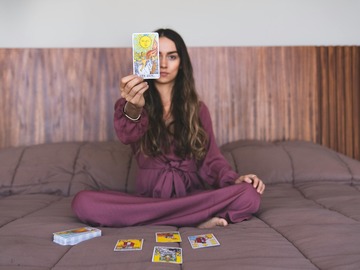 Selling: Current relationship or Future Together..!! Photo Reading