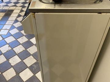 Gebruikte apparatuur: 2e hands cattani, lekt een klein beetje.