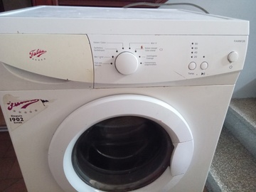 À vendre: ⁹machine à laver 