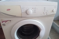 À vendre: ⁹machine à laver 