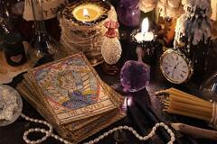 Selling: Bespoke August Full Moon Psychic Revelations & Love Spell Casting