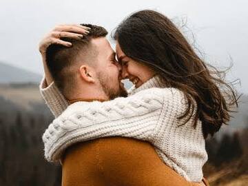 Selling: Are we meant to meant to be together ❤️ psychic love reading