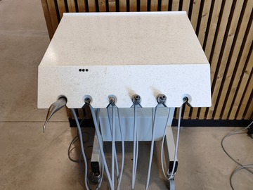 Gebruikte apparatuur: Behandel unit 2000 L 