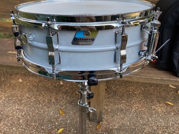 Selling with online payment: Ludwig Acrolite Snare Drum - newer model. w case