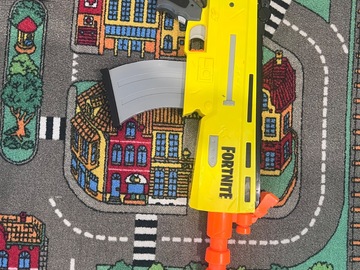 Selling with online payment: Nerf Blaster Bundle – Great Condition!