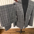 Selling with online payment: VBC Wool Full Suit 38R 