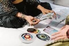 Selling: Special Psychic Offer Ask 4 Questions on Any Life Area!