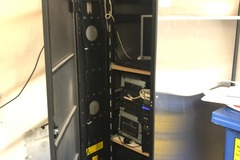 Gebruikte apparatuur: Serverkast (zonder inhoud)