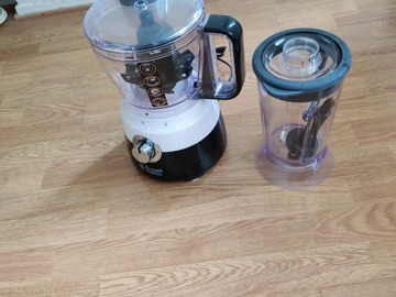 Selling: Food mixer set for sale