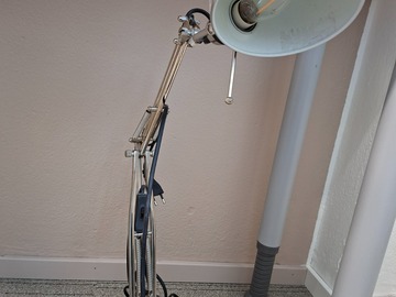 Selling: Table lamp