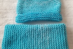 Vente au détail: Bonnet et snood bleu pour adulte 