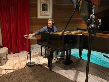 Location à l'heure: Studio de Répétition Piano 3/4 de queue BECHSTEIN