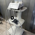 Gebruikte apparatuur: Piezon Master 700 met verrijdbare tafel