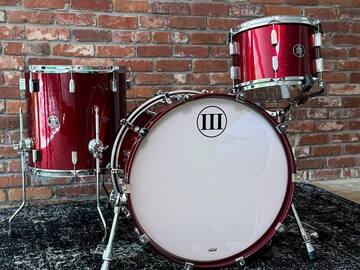 Selling with online payment: WFLIII DRUMS - New In Stock - 22 / 13 / 16 - Burgundy Sparkle