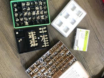Gebruikte apparatuur: Noodkronen metaal en kunststof e opbouw