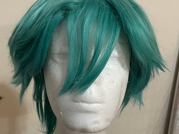 Selling with online payment: Short Teal Wig