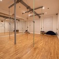 Location à l'heure: Salle de pole dance