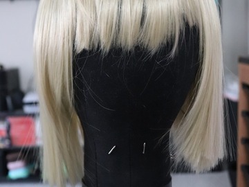 Selling with online payment: Choppy Bob Blonde Wig