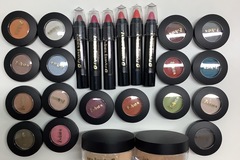 Bulk Lots: Zuliana 100pcs Make Up Bundle 