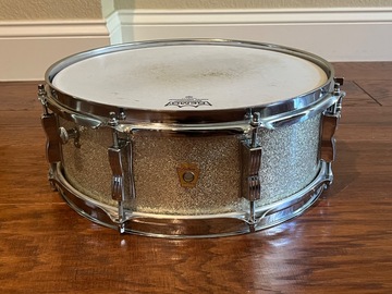 Selling with online payment: 1968 Ludwig Jazz Fest 14x5 silver sparkle