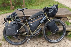 Hyr ut (per day): Bikepacking-laukkusetti (Ortlieb vedenpitävät)