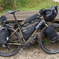 Hyr ut (per day): Bikepacking-laukkusetti (Ortlieb vedenpitävät)