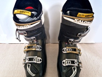 Winter sports: Solomon Idol 8 Ski Boots, Size 25.5, Great Condition