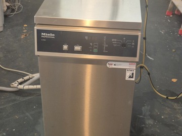 Gebruikte apparatuur: Miele Thermodesinfector