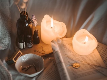 Selling: Psychic answers about your love, career, family, & future 