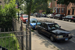 Monthly Rentals (Owner approval required): Chicago IL, Garage Parking, 24hr access, Close to Public Transit