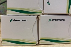 Nieuwe apparatuur: 4x Straumann healingabufments 5.5mm H3mm Ti