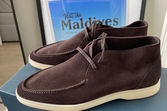 Selling with online payment: [EU] New Suitsupply dark brown suede chukka boots, size UK8\EU42