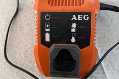 À vendre: Chargeur batterie 