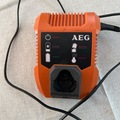 À vendre: Chargeur batterie 