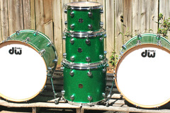 Selling with online payment: 1998-99 DW Collector's Series Double bass drum set