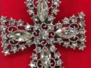 Bulk Lots: 50 pcs--2" Swarovski Encrusted Pendant/Pin on 24" Chain-$1.99pcs
