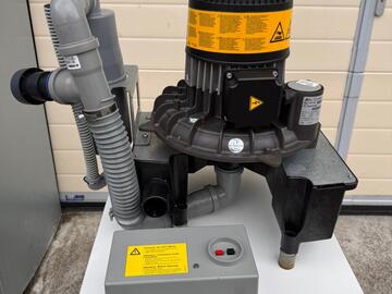 Gebruikte apparatuur: Droge Afzuiger v600s Durr Dental