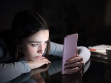 Selling: Feeling the distance? Is your connection fading? 