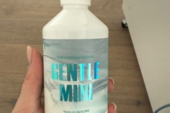 Nieuwe apparatuur: poeder op glycerine en frisdrank in een sodablaster