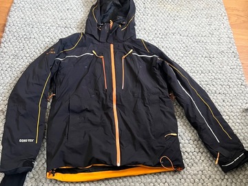 Winter sports: Eider Black Gortex Jacket