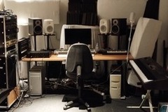 Vuokrataan: Studio/työhuone muusikolle.