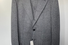 Selling with online payment: [EU] NWT Suitsupply grey herringbone 3pc suit, size 40R