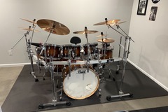 Selling with online payment: LIKE NEW PEARL 8-PC KIT, HARDWARE, PAISTE CYMBALS
