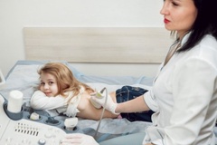 Kurs: USG u dzieci – jama brzuszna, układ moczowy i miednica