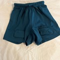 Verkaufen mit Online-Zahlungen: Shorts mit Tiefschutz